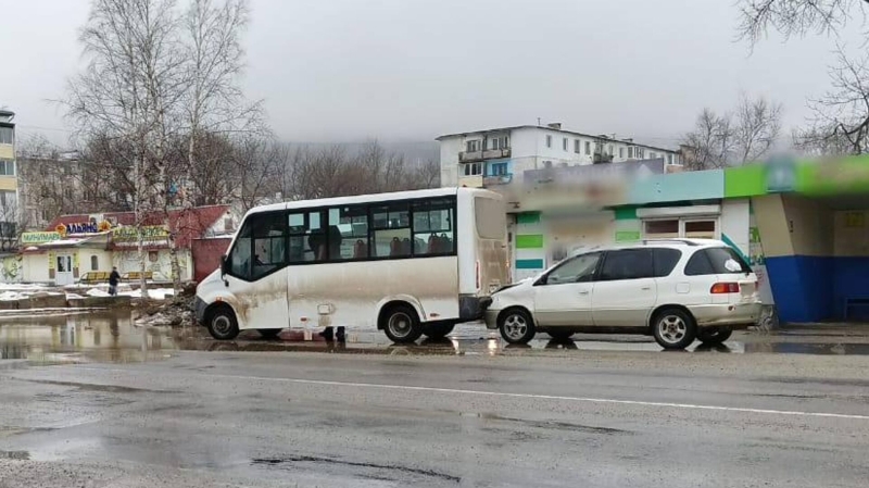 На трассе в Дагестане кирпичи выпали из грузовика и убили водителя другого автомобиля