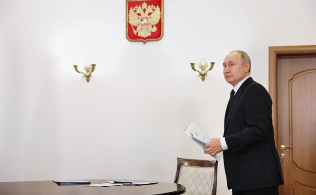 Путину предложили отменить договоры о налогах с
