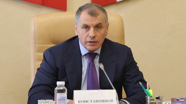 Глава парламента Крыма Владимир Константинов0