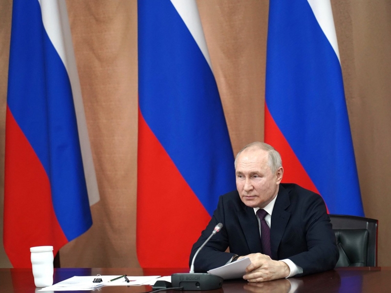 Путин публично обратился к “недоумкам” на Западе (ВИДЕО)