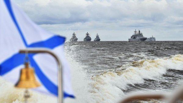 Российские корабли в море0